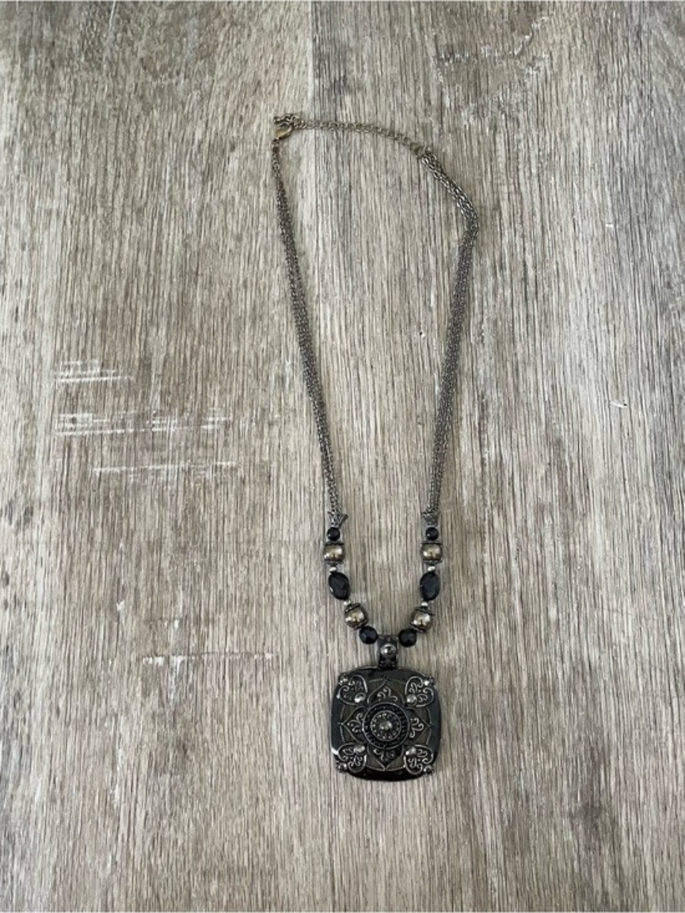 Vintage Style Black & Silver Ornate Filigree Statement Pendant Necklace